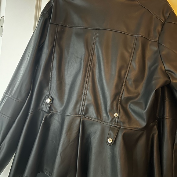 Faux leather jacket - Picture 4 of 4